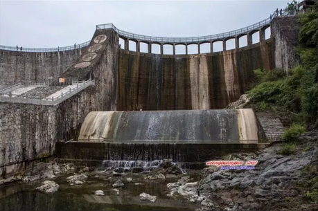 天天鲁一鲁摸一摸爽一爽