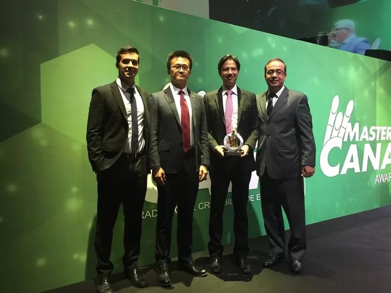 天天鲁一鲁摸一摸爽一爽