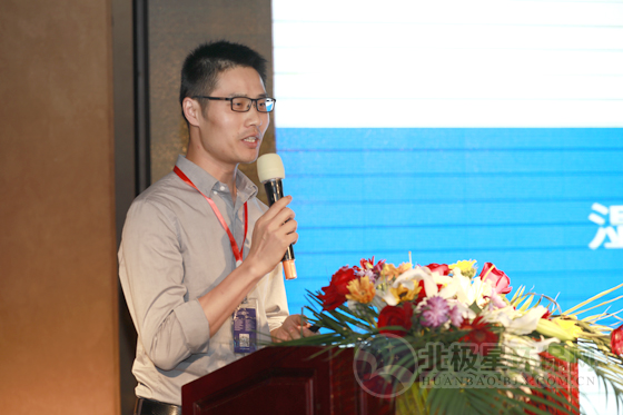 天天鲁一鲁摸一摸爽一爽