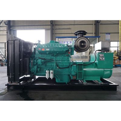 300kw重庆康明斯柴油发电机组-重庆康明斯6缸柴油机NTA855-G2柴油发电机组,缸径/行程：140/152mm,柴油发电机组水冷发动机功率321KW,柴油发电机组配套马拉松斯坦福发电机。厂价直销欢迎选购：13773399855。
