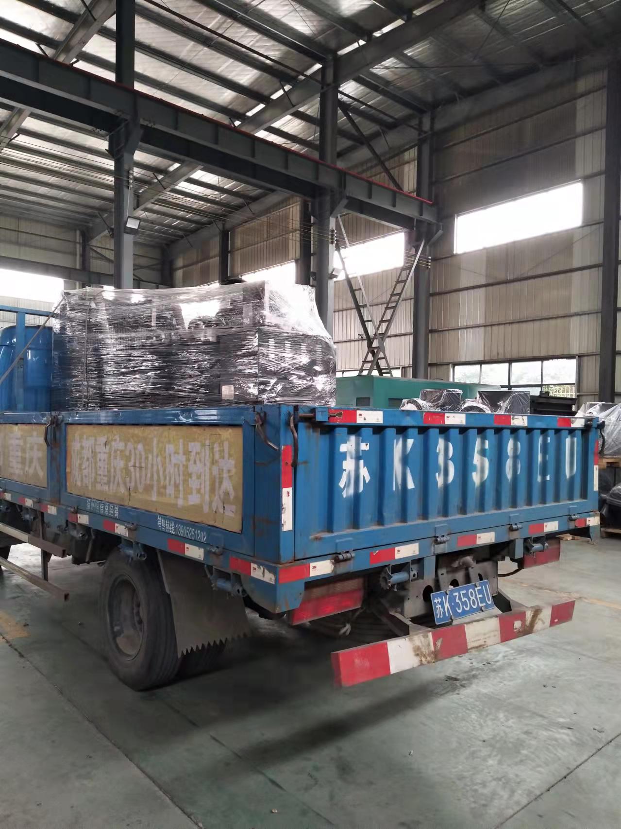 天天鲁一鲁摸一摸爽一爽