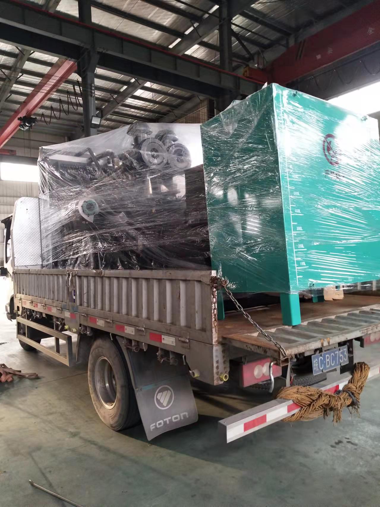 天天鲁一鲁摸一摸爽一爽