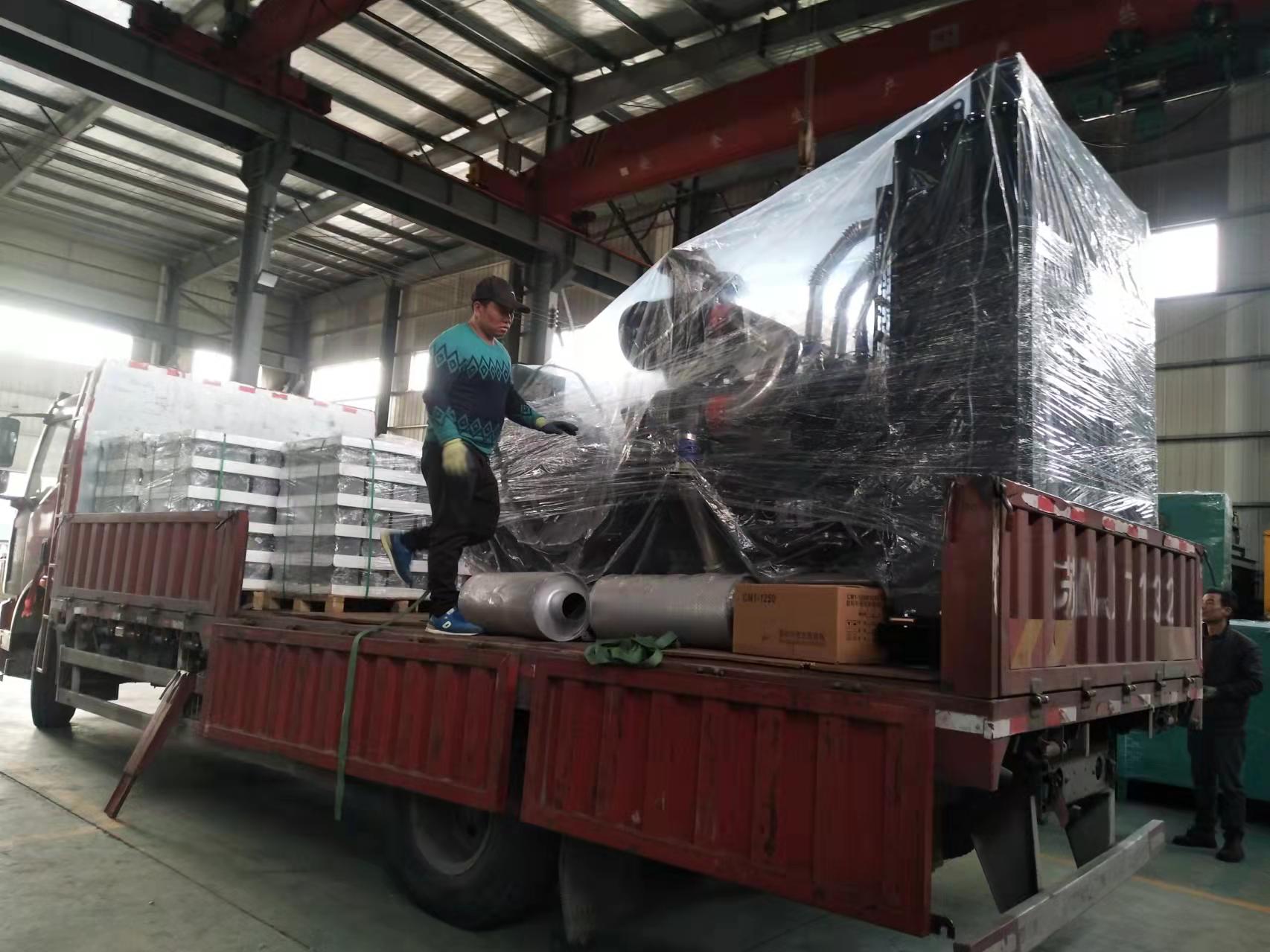 天天鲁一鲁摸一摸爽一爽