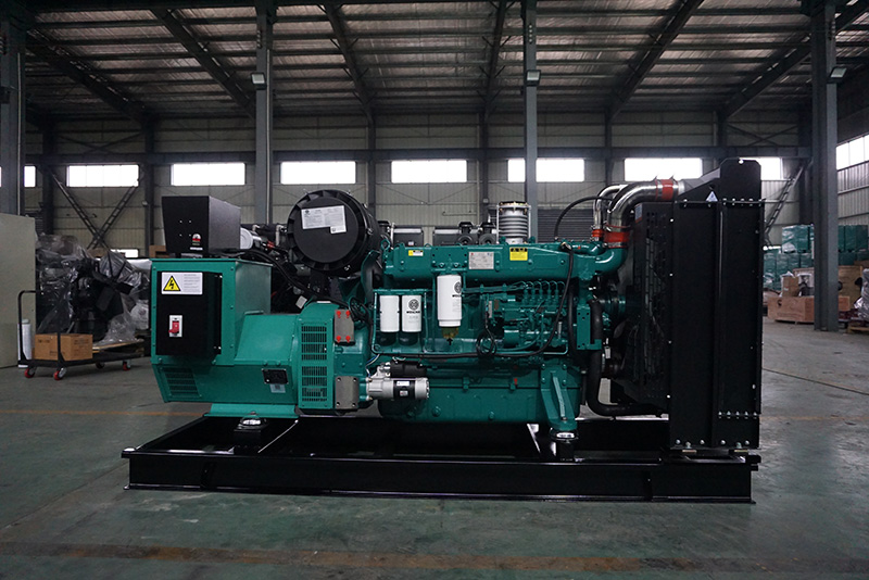 天天鲁一鲁摸一摸爽一爽