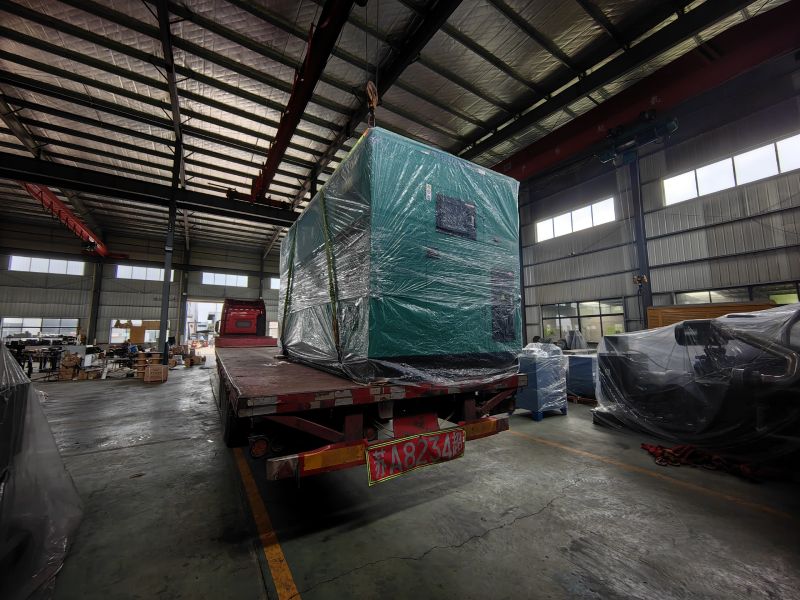 天天鲁一鲁摸一摸爽一爽